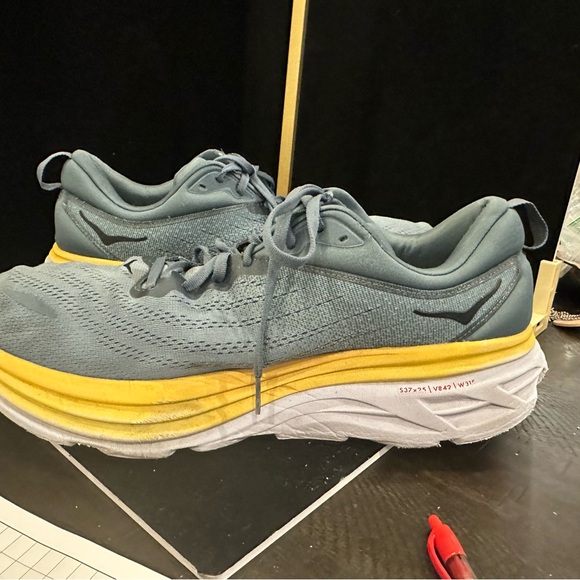 Hoka One One Bondi 8 Athletic Shoes - Picture 5 of 12